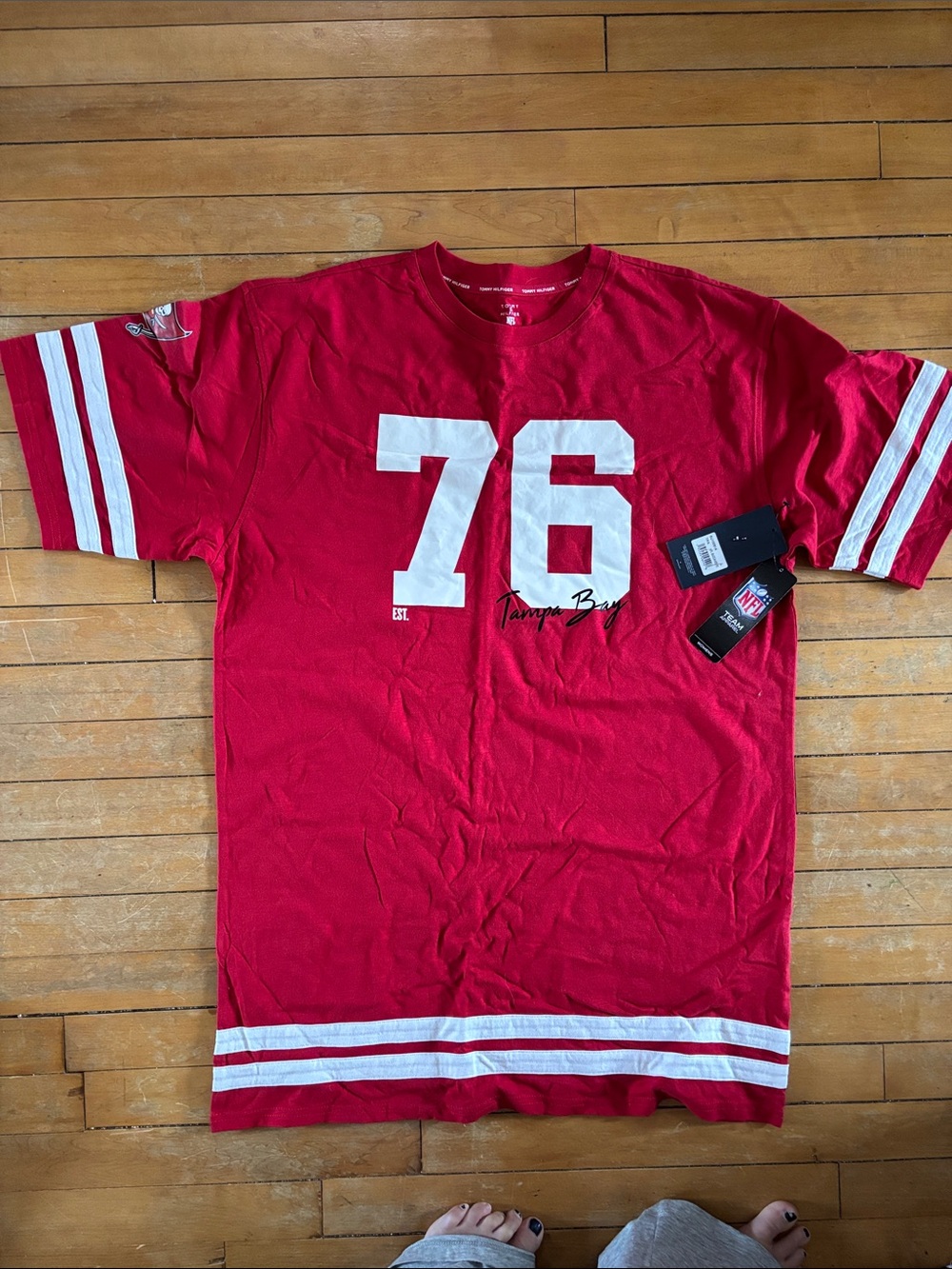 NWT Tommy Hilfiger Red Jersey Sleep Tee with White 76